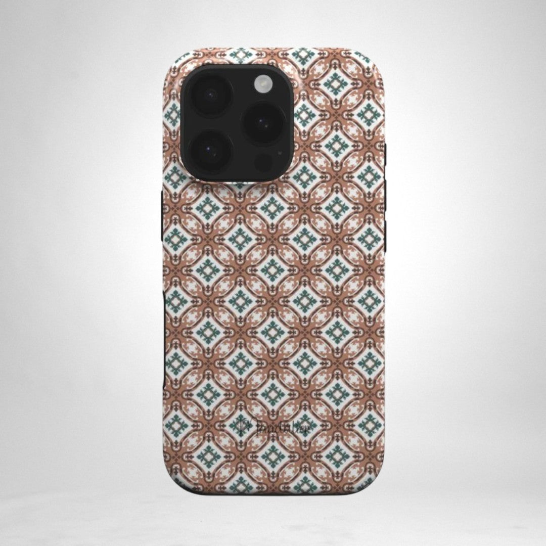 MagSafe Tough Phone Case Maduma Barokka, highlighting its striking design and rugged protection.